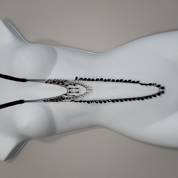 Rhinestone & Bead Layered Necklace - Picture 5 of 9